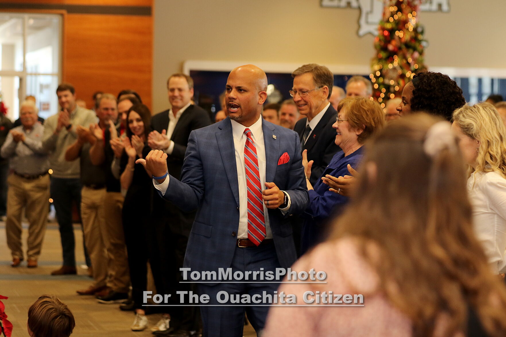 040-20211201-SonnyCumbiePresser.jpg